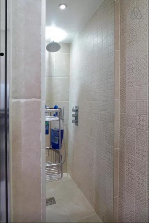Notting Hill Gardens Apartments London Room photo